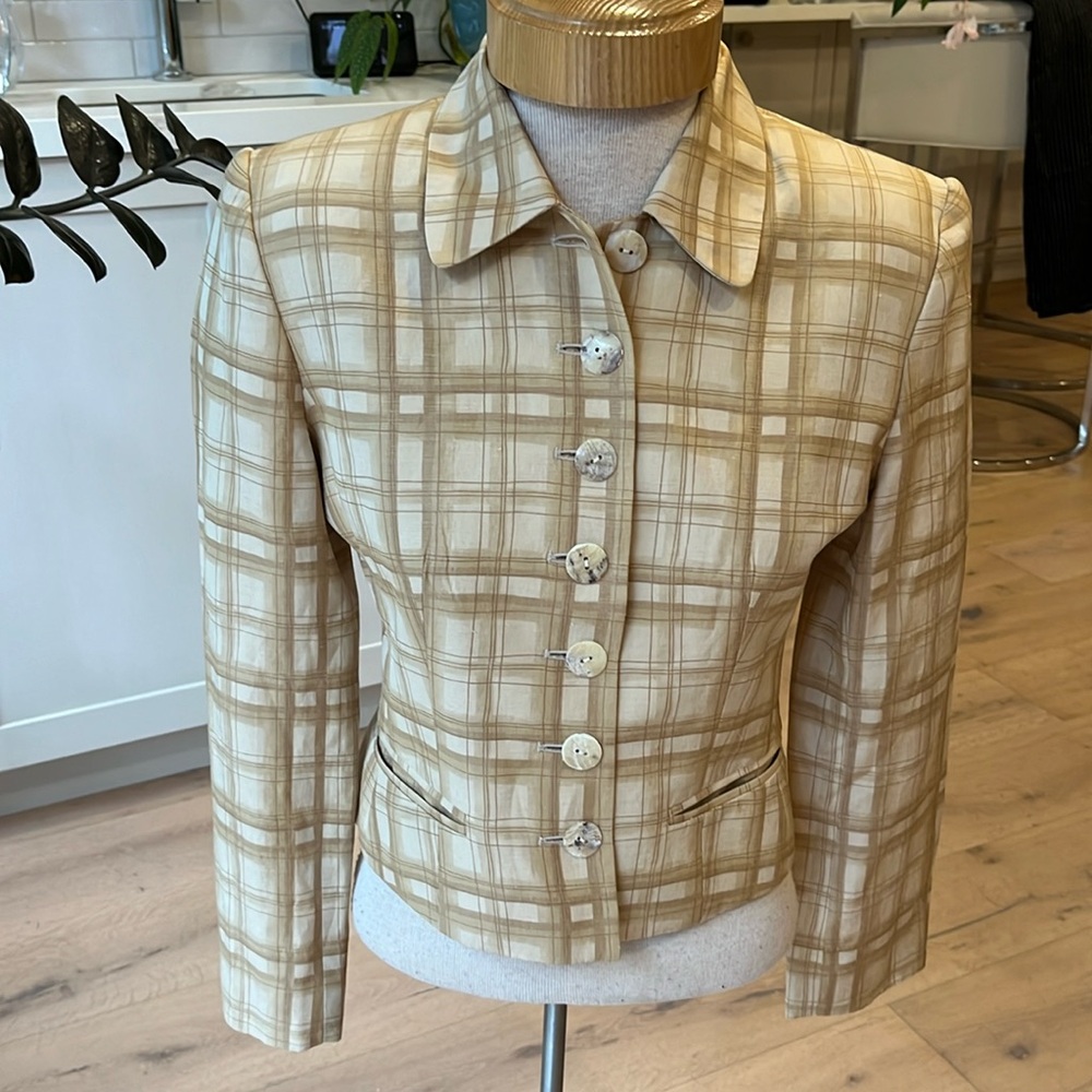 EUC August Silk silk and linen blend button front waist length tan cream jacket